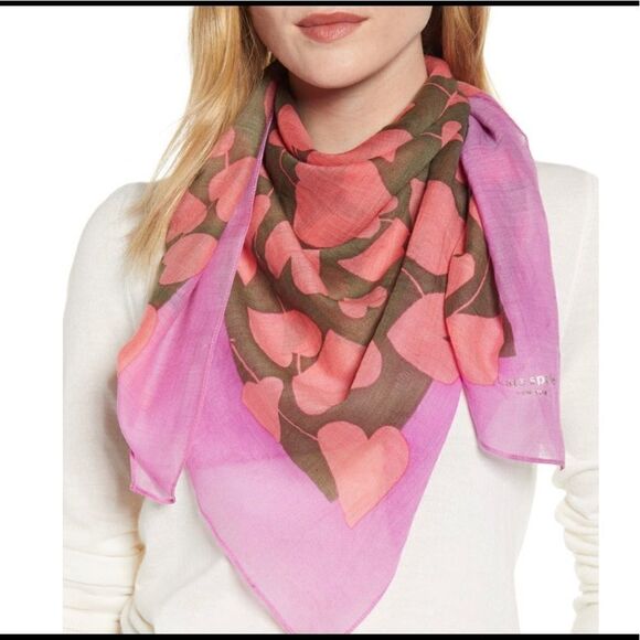 Kate Spade Wool Scarf Hearts - Picture 1 of 4